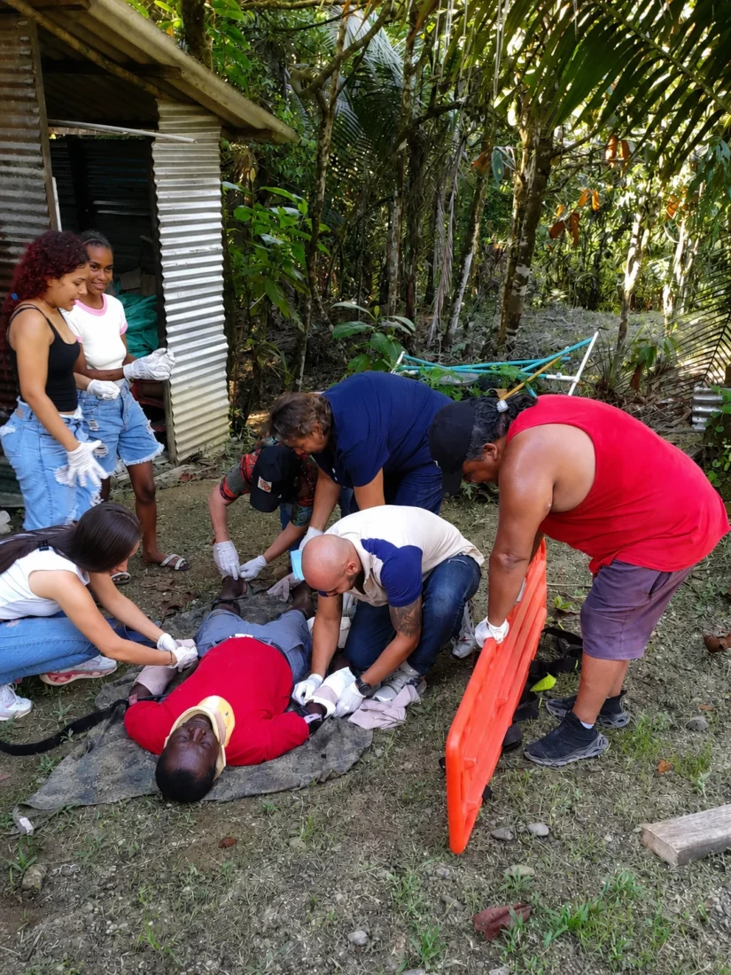 CAPACITACION 1ER RESPONDIENTE (10)